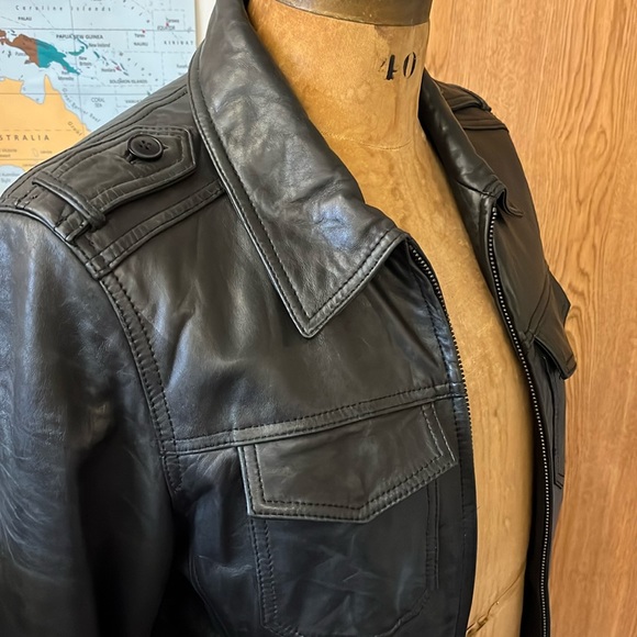 Rare Levi's Black Leather jacket - Small-Medium - - Picture 2 of 5
